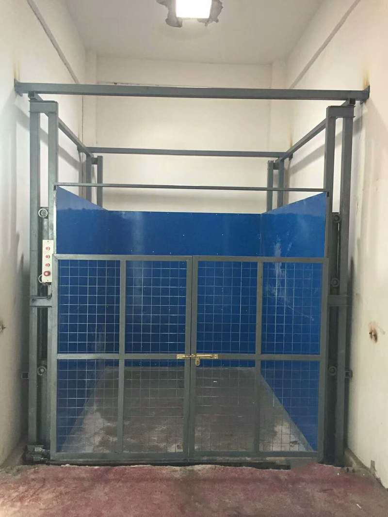 導軌式升降貨梯價格