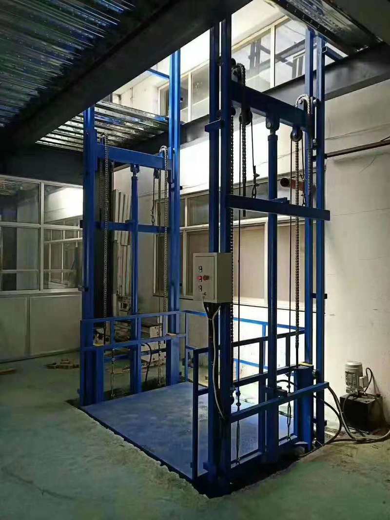 室內(nèi)導軌式升降機廠家