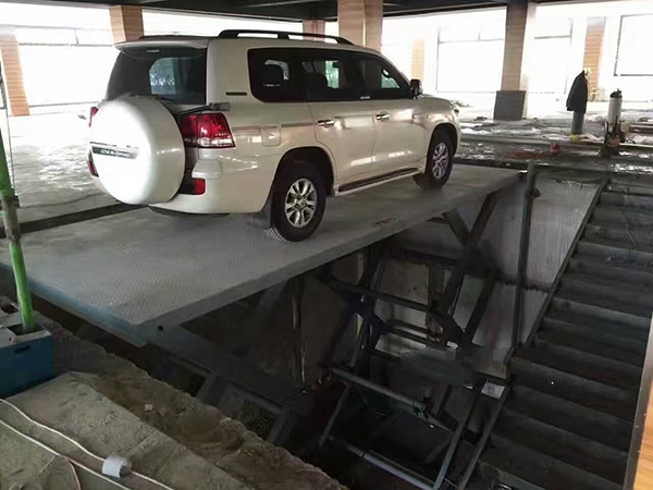 雙跨固定式升降貨梯價格
